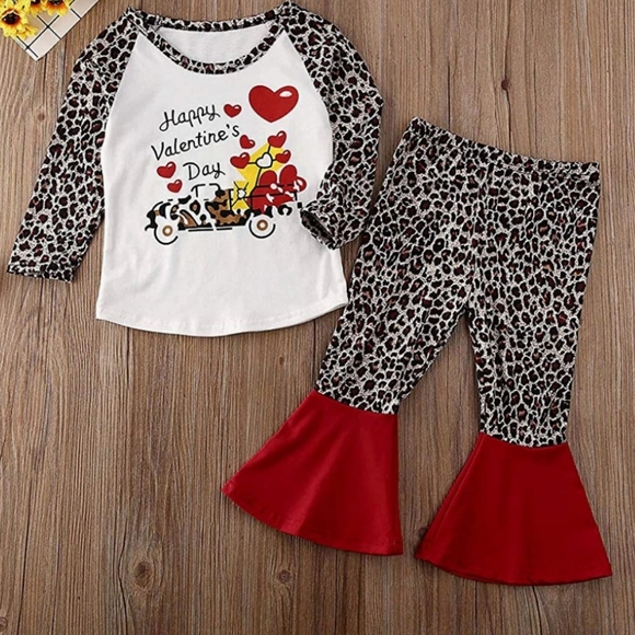 Other - Valentines day outfit